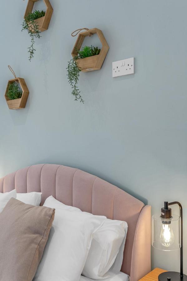 Cheerful Stays - Jamson Pl 3 Bed Apartment إدنبرة المظهر الخارجي الصورة