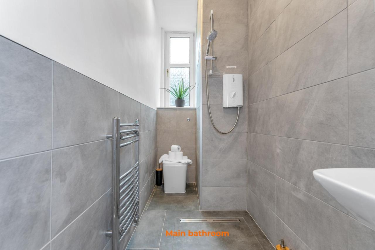 Cheerful Stays - Jamson Pl 3 Bed Apartment إدنبرة المظهر الخارجي الصورة