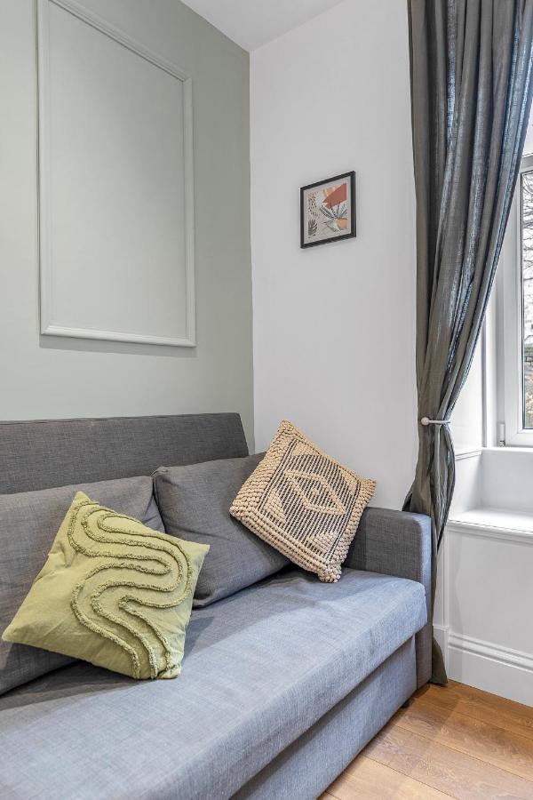 Cheerful Stays - Jamson Pl 3 Bed Apartment إدنبرة المظهر الخارجي الصورة